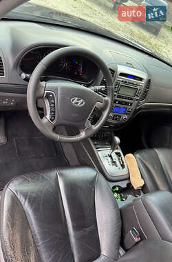 Позашляховик / Кросовер Hyundai Santa FE 2010 в 