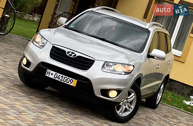 Внедорожник / Кроссовер Hyundai Santa FE 2010 в Ивано-Франковске