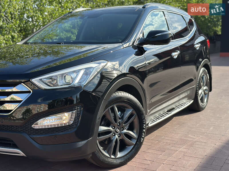 Позашляховик / Кросовер Hyundai Santa FE 2014 в Рівному