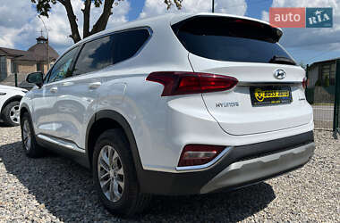 Позашляховик / Кросовер Hyundai Santa FE 2019 в 