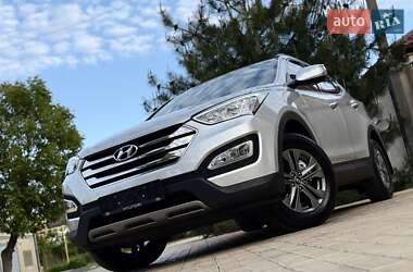 Позашляховик / Кросовер Hyundai Santa FE 2013 в 