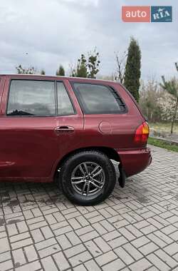 Внедорожник / Кроссовер Hyundai Santa FE 2001 в 