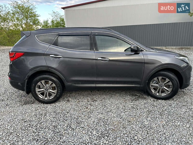Позашляховик / Кросовер Hyundai Santa FE 2015 в Заліщиках