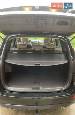 Позашляховик / Кросовер Hyundai Santa FE 2010 в 