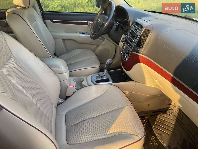 Позашляховик / Кросовер Hyundai Santa FE 2008 в Києві