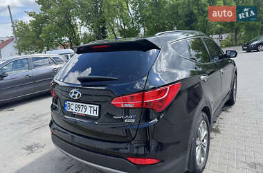 Внедорожник / Кроссовер Hyundai Santa FE 2015 в 