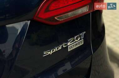 Внедорожник / Кроссовер Hyundai Santa FE 2016 в 
