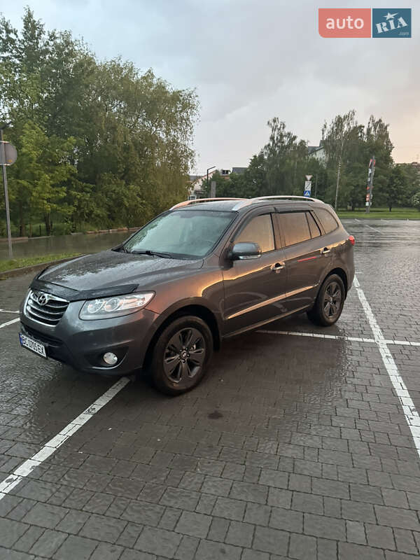 Позашляховик / Кросовер Hyundai Santa FE 2010 в Трускавці