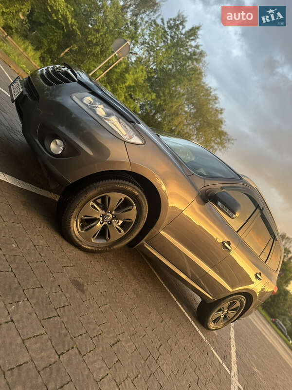 Позашляховик / Кросовер Hyundai Santa FE 2010 в Трускавці