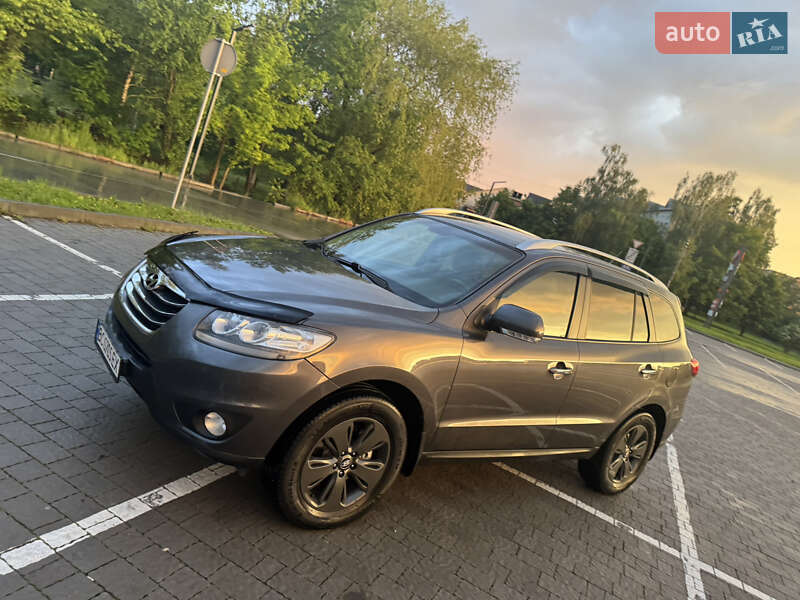 Позашляховик / Кросовер Hyundai Santa FE 2010 в Трускавці