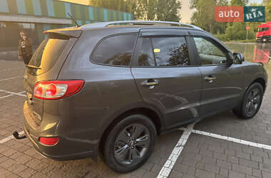 Внедорожник / Кроссовер Hyundai Santa FE 2010 в 