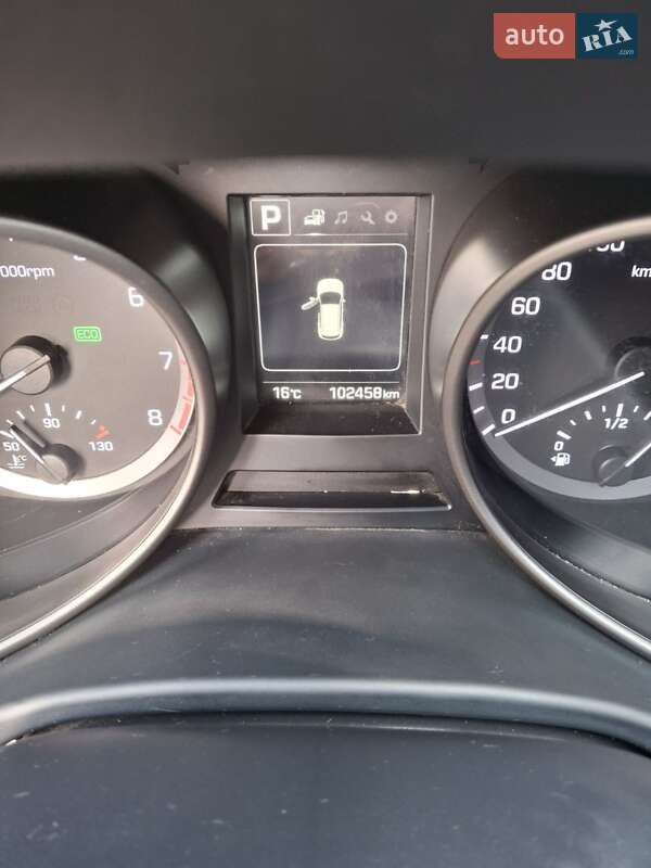 Позашляховик / Кросовер Hyundai Santa FE 2017 в Харкові