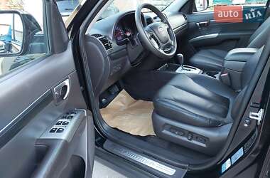 Позашляховик / Кросовер Hyundai Santa FE 2011 в 