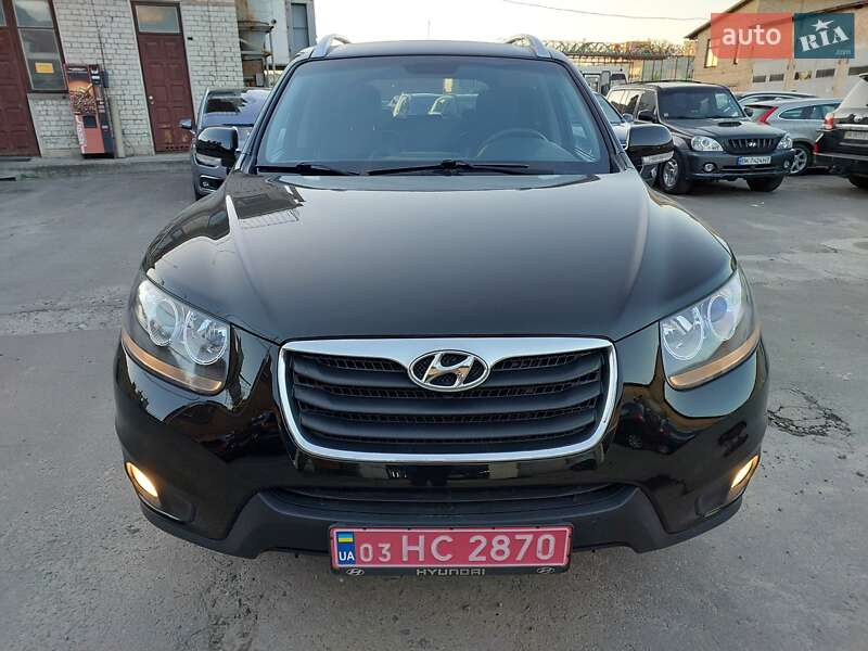 Внедорожник / Кроссовер Hyundai Santa FE 2011 в 
