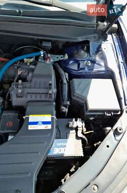 Позашляховик / Кросовер Hyundai Santa FE 2011 в 