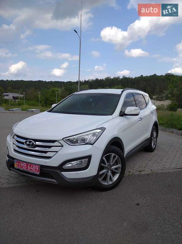 Позашляховик / Кросовер Hyundai Santa FE 2014 в Могилів-Подільському