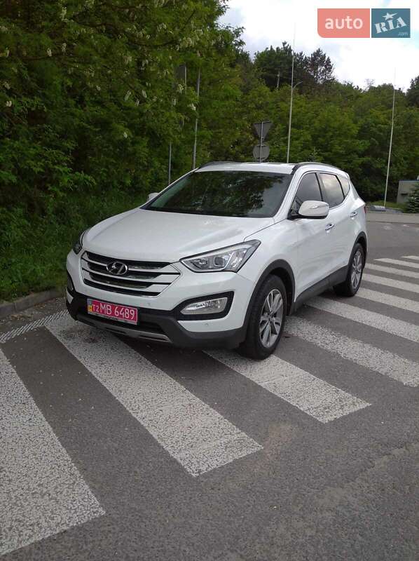 Позашляховик / Кросовер Hyundai Santa FE 2014 в Могилів-Подільському