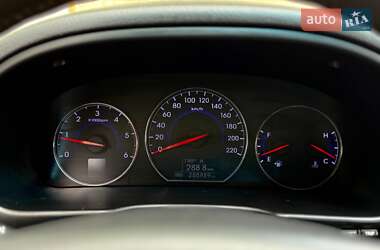 Внедорожник / Кроссовер Hyundai Santa FE 2011 в 