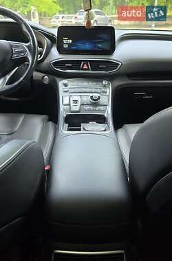 Внедорожник / Кроссовер Hyundai Santa FE 2020 в 