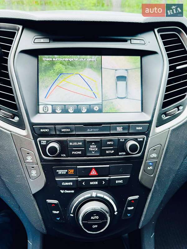 Позашляховик / Кросовер Hyundai Santa FE 2016 в Києві