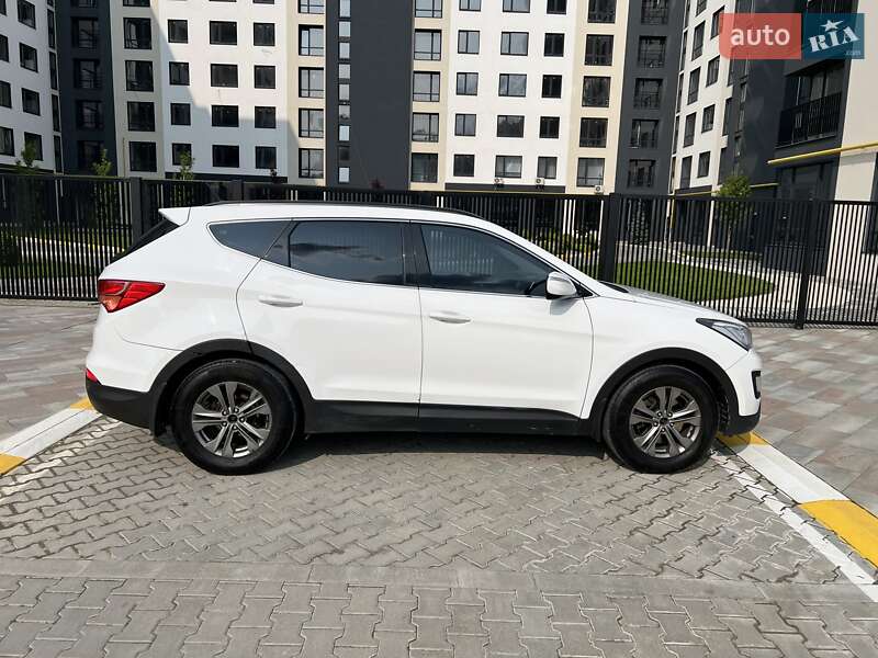 Позашляховик / Кросовер Hyundai Santa FE 2013 в Бучі