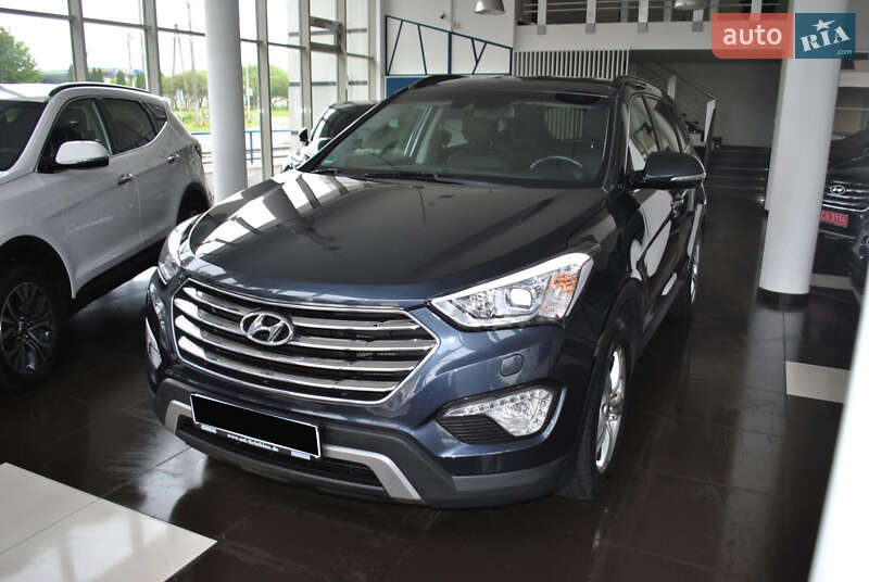 Позашляховик / Кросовер Hyundai Santa FE 2015 в Рівному