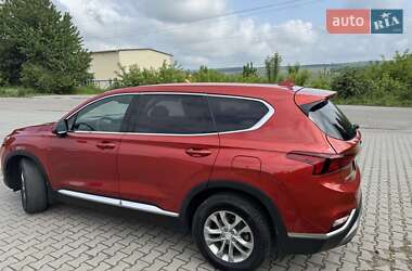 Позашляховик / Кросовер Hyundai Santa FE 2019 в 