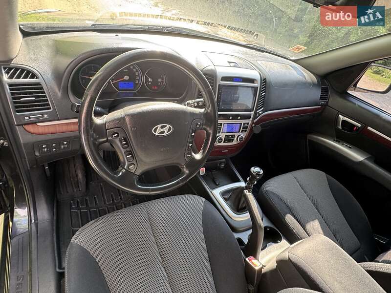 Внедорожник / Кроссовер Hyundai Santa FE 2006 в Ромнах