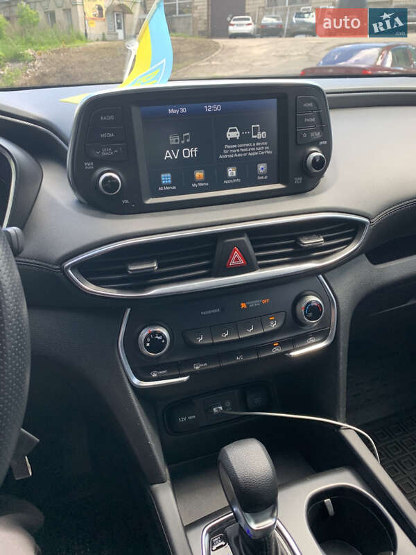 Внедорожник / Кроссовер Hyundai Santa FE 2019 в Киеве