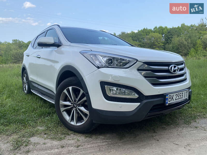 Внедорожник / Кроссовер Hyundai Santa FE 2014 в Ровно