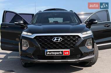 Позашляховик / Кросовер Hyundai Santa FE 2019 в 