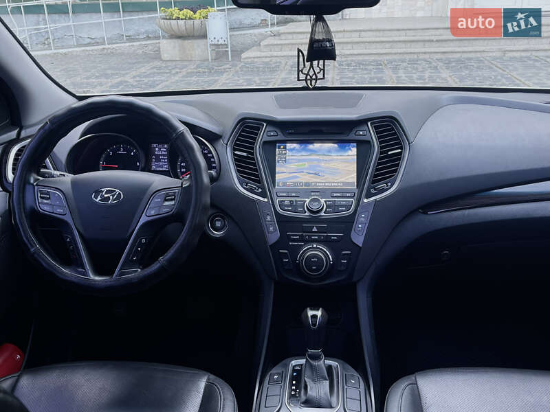 Позашляховик / Кросовер Hyundai Santa FE 2013 в Миколаєві