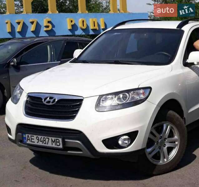 Позашляховик / Кросовер Hyundai Santa FE 2012 в Дніпрі
