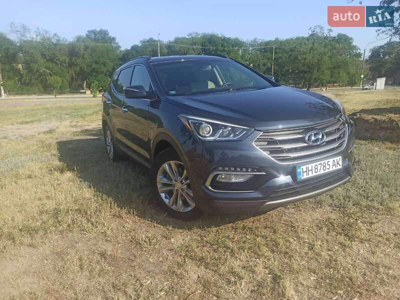 Позашляховик / Кросовер Hyundai Santa FE 2016 в Одесі