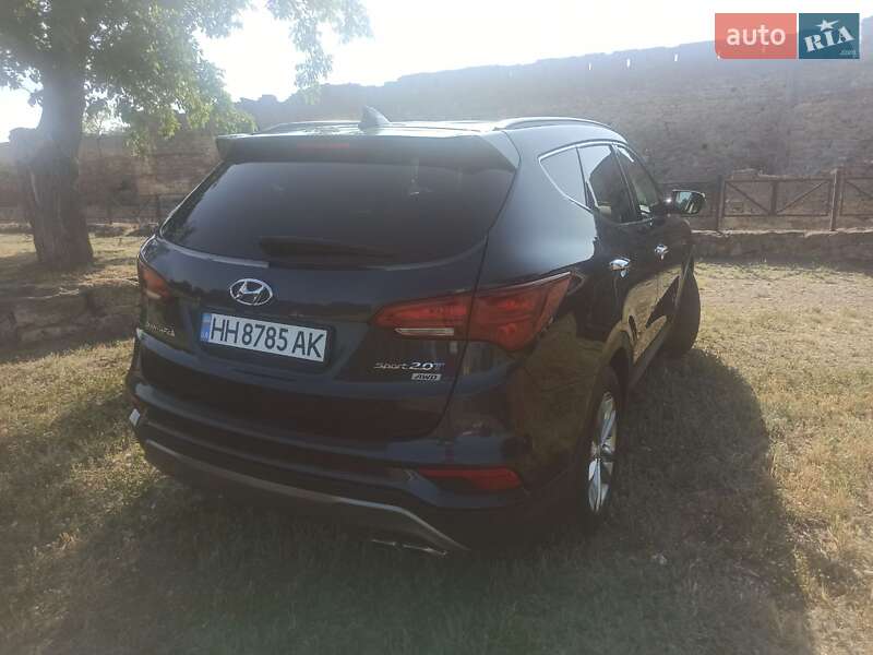 Позашляховик / Кросовер Hyundai Santa FE 2016 в Одесі