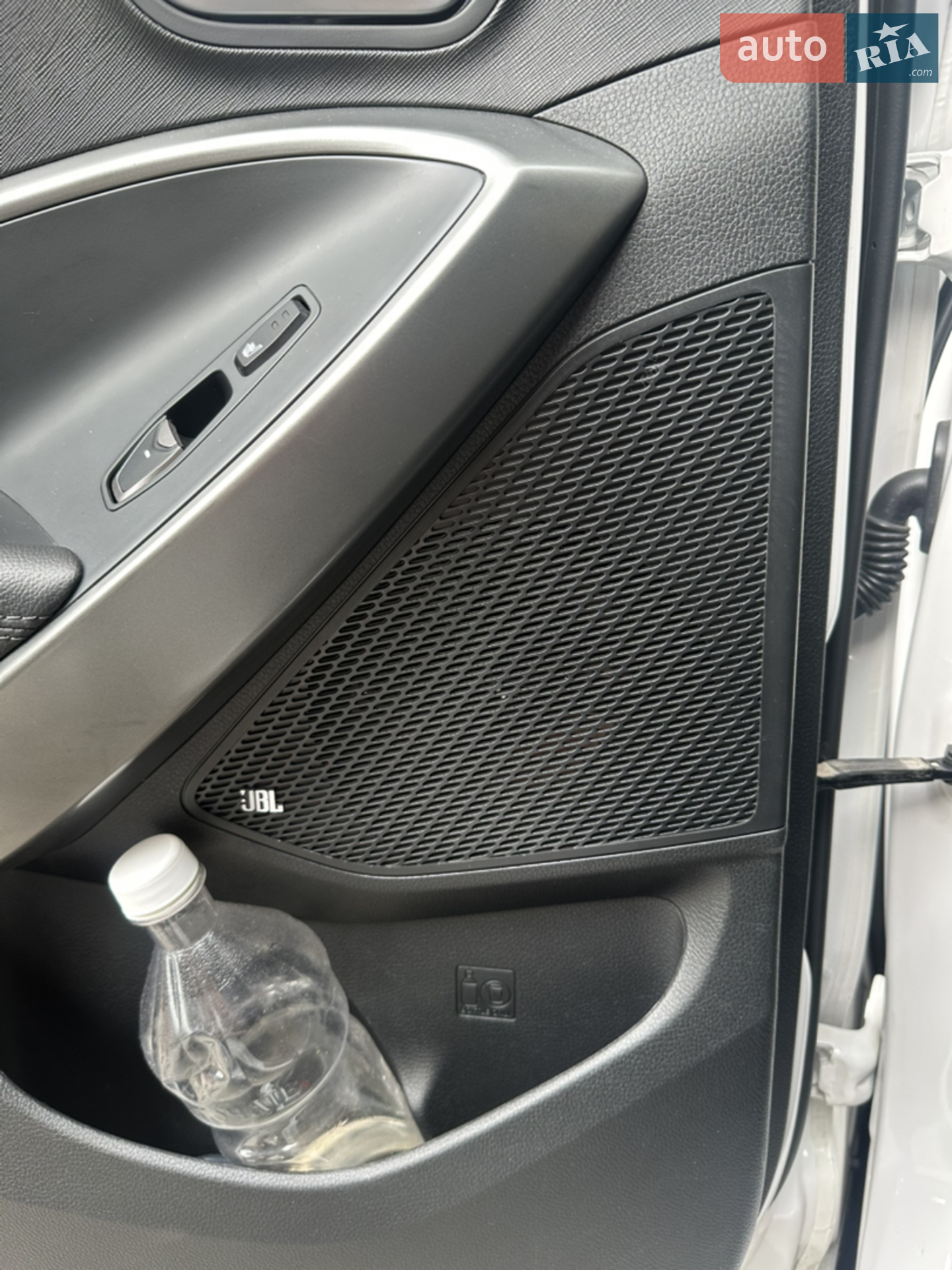 2017 Hyundai Santa Fe - мініатюра 12
