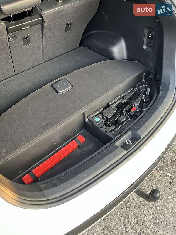 Позашляховик / Кросовер Hyundai Santa FE 2012 в Звенигородці