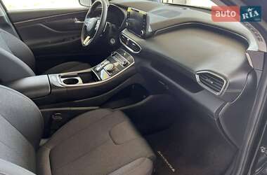 Внедорожник / Кроссовер Hyundai Santa FE 2021 в 