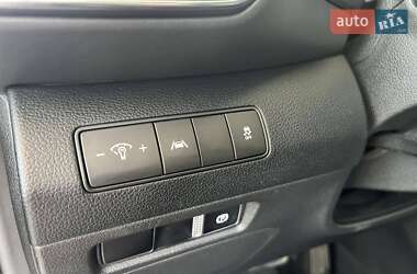 Внедорожник / Кроссовер Hyundai Santa FE 2021 в 