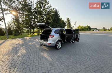 Внедорожник / Кроссовер Hyundai Santa FE 2011 в 