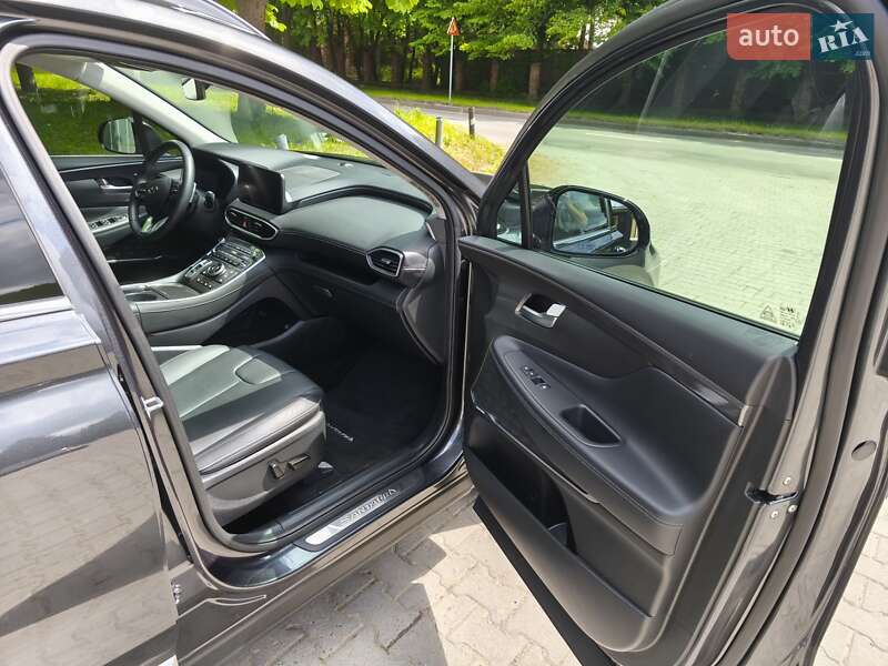 Внедорожник / Кроссовер Hyundai Santa FE 2021 в Львове