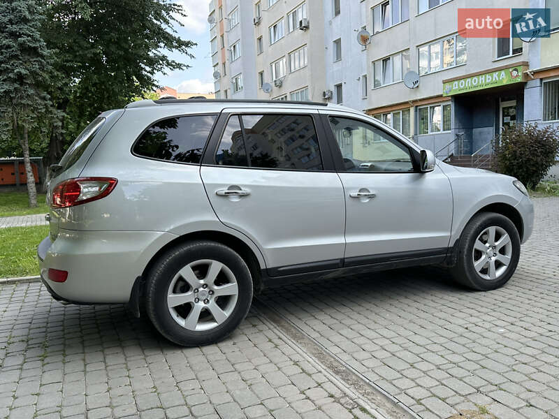 Внедорожник / Кроссовер Hyundai Santa FE 2008 в 