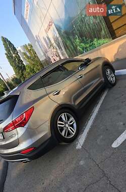 Внедорожник / Кроссовер Hyundai Santa FE 2015 в Одессе