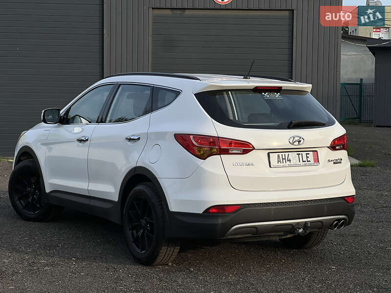 Позашляховик / Кросовер Hyundai Santa FE 2013 в Ужгороді