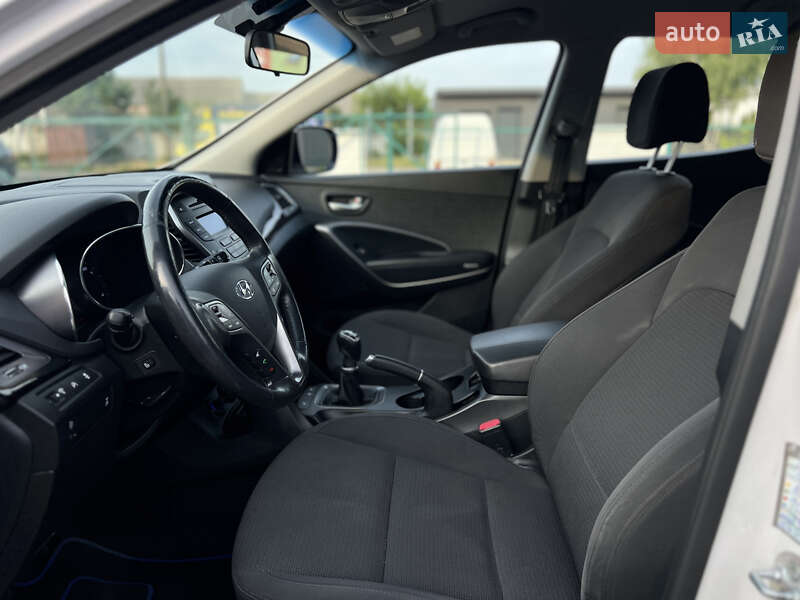 Позашляховик / Кросовер Hyundai Santa FE 2013 в Ужгороді