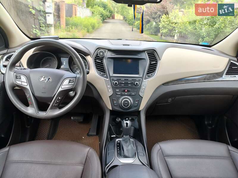 Позашляховик / Кросовер Hyundai Santa FE 2017 в Києві
