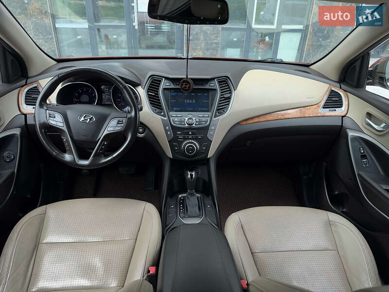 Позашляховик / Кросовер Hyundai Santa FE 2012 в Києві