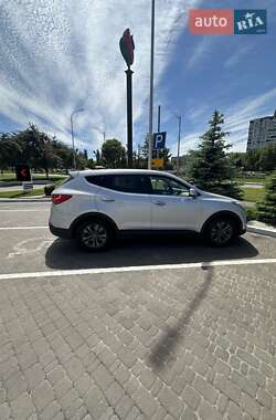 Внедорожник / Кроссовер Hyundai Santa FE 2013 в 