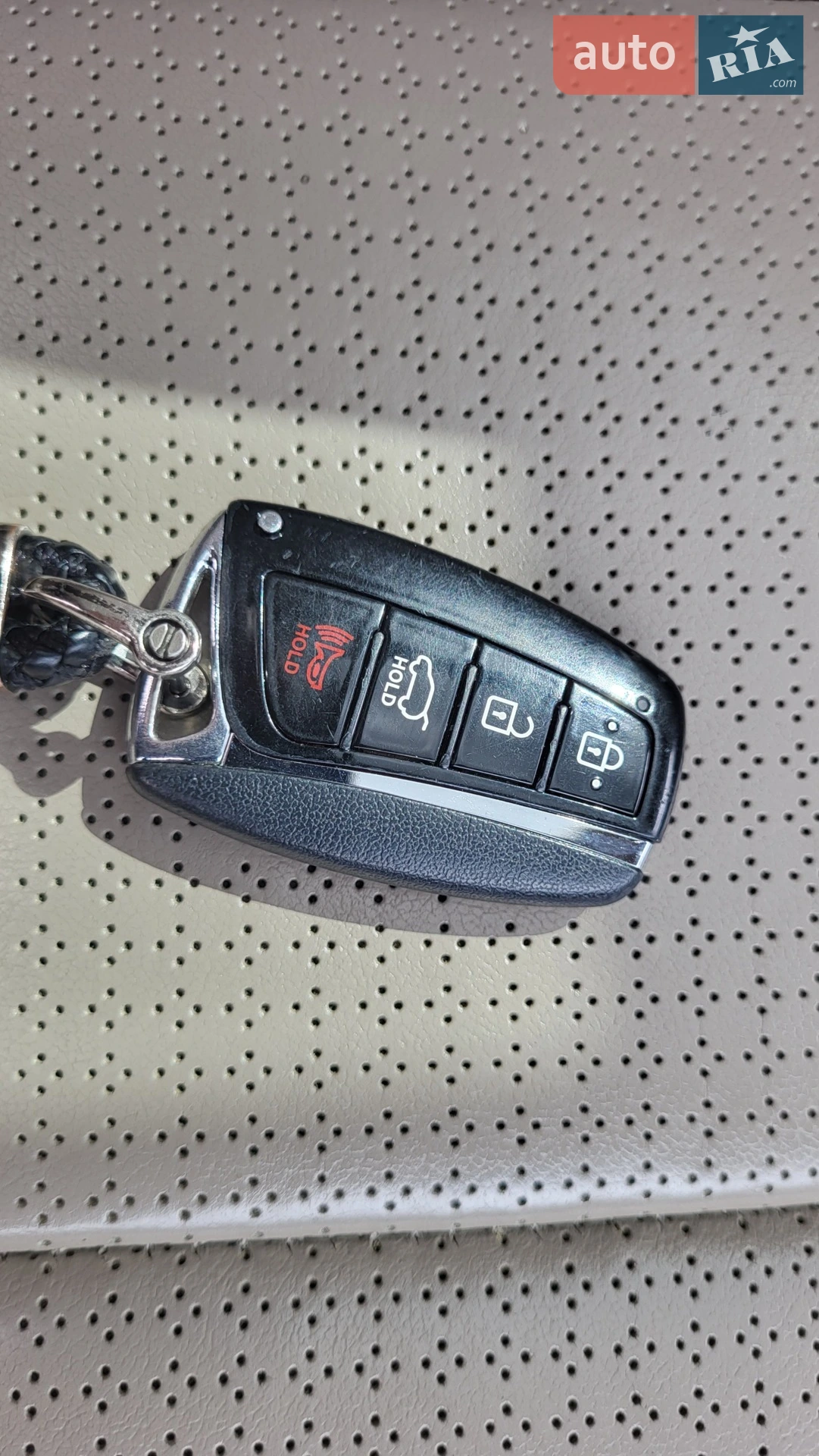 2015 Hyundai Santa Fe - мініатюра 28