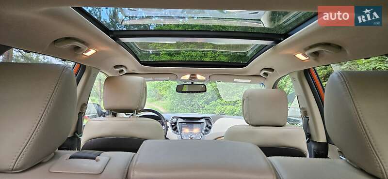 Внедорожник / Кроссовер Hyundai Santa FE 2015 в Житомире